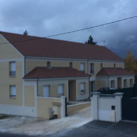 Maison Lilouma Vila Montévrain Exterior foto